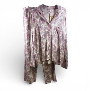 SKIMS NWT Sleep Long Sleeve Bloom Mini Multi Animal Print in Pink Various Sizes